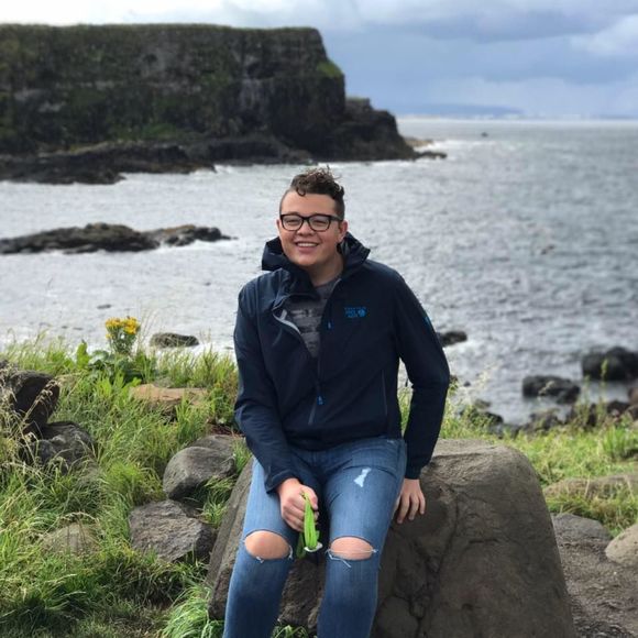 Meet your Posher, Joshua - Picture 1 of 1